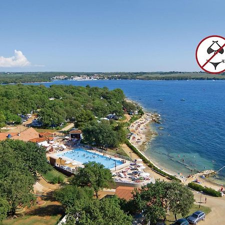Victoria Mobilehome In Solaris Fkk Naturist Camping Resort Пореч Экстерьер фото